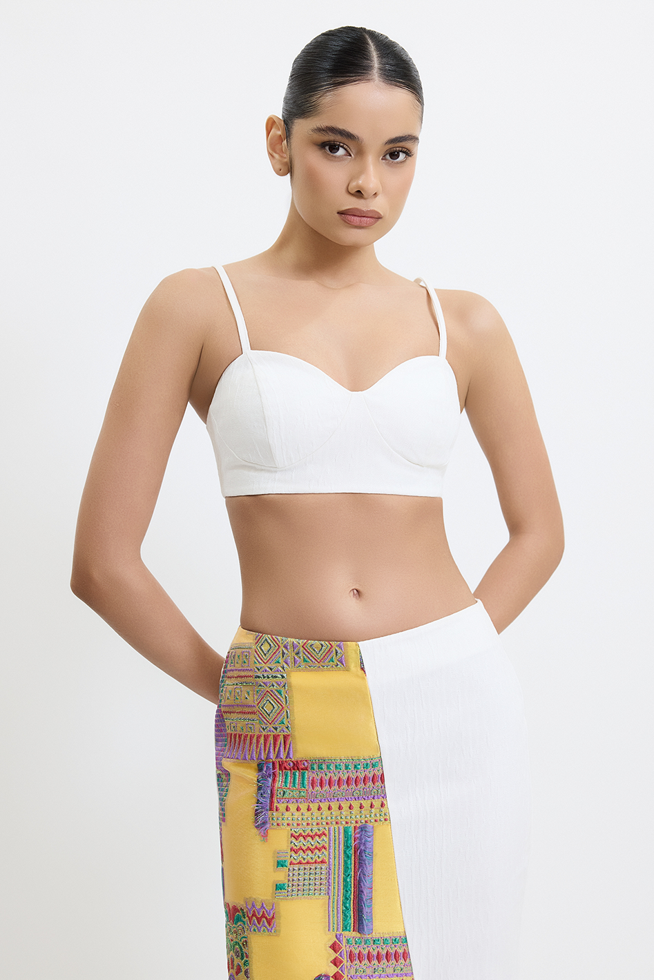 Calyra Basic Üst