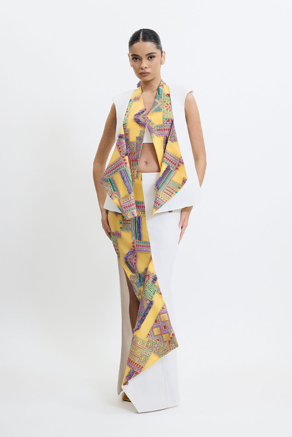 Calyra Vest
