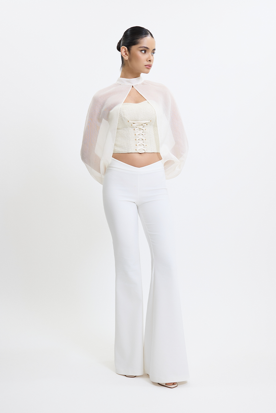 Auraveyn Flare Pants