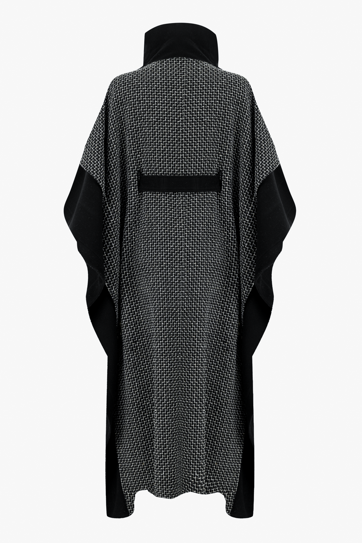 Nycus Overcoat