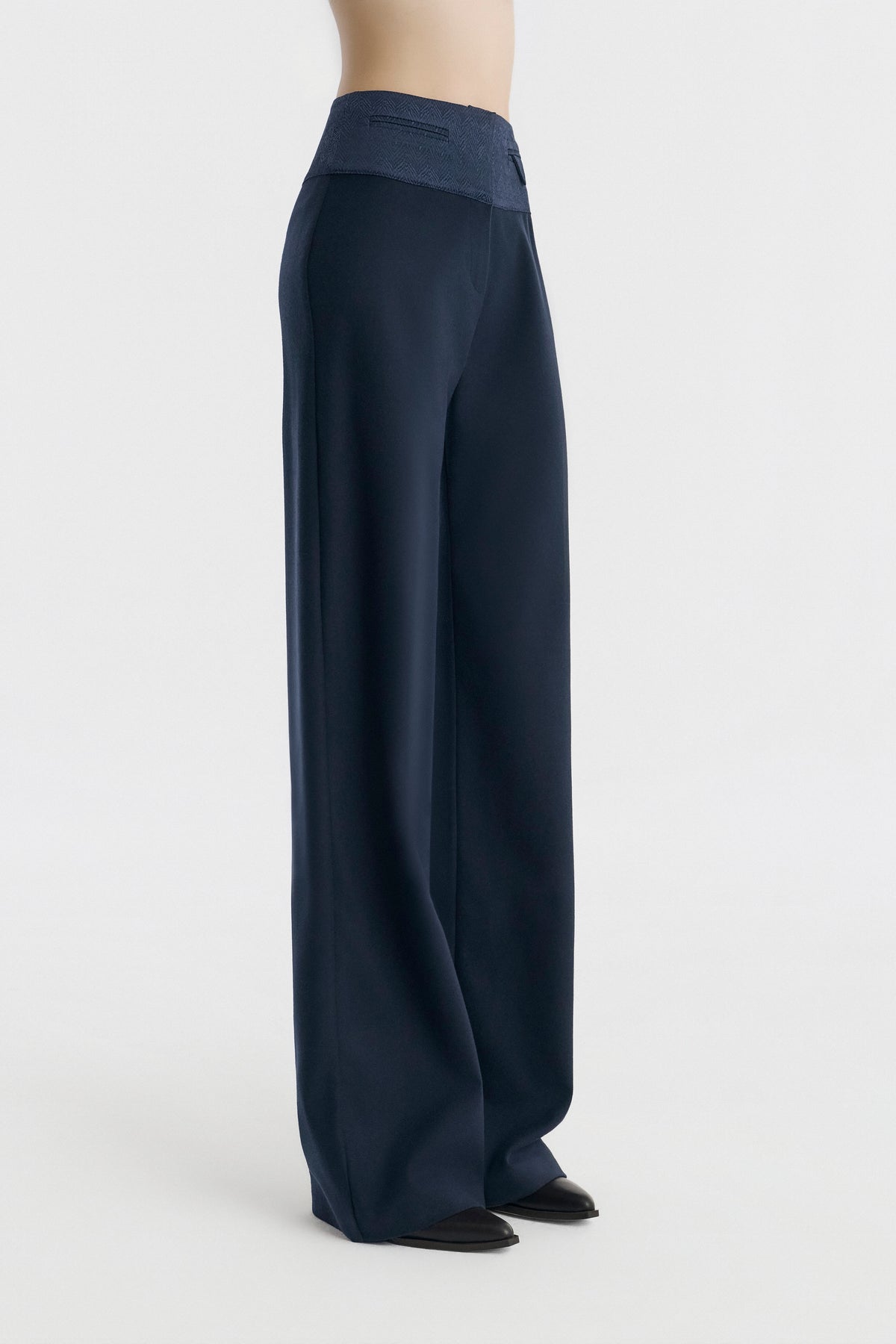 Axis Pants
